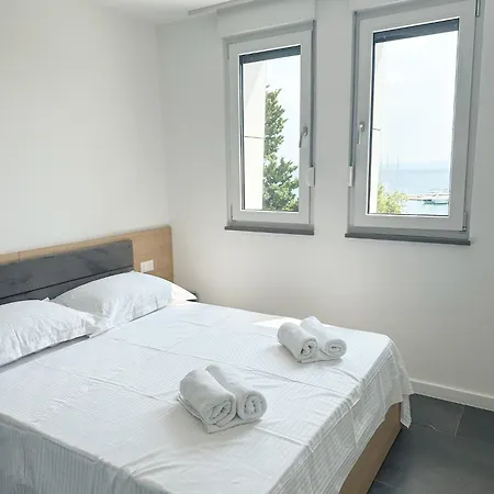 Central Baska Voda Apartments Башка-Вода
