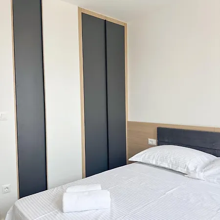 Апартаменты Central Baska Voda Apartments *