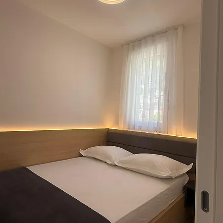 Central Baska Voda Apartments Apartment