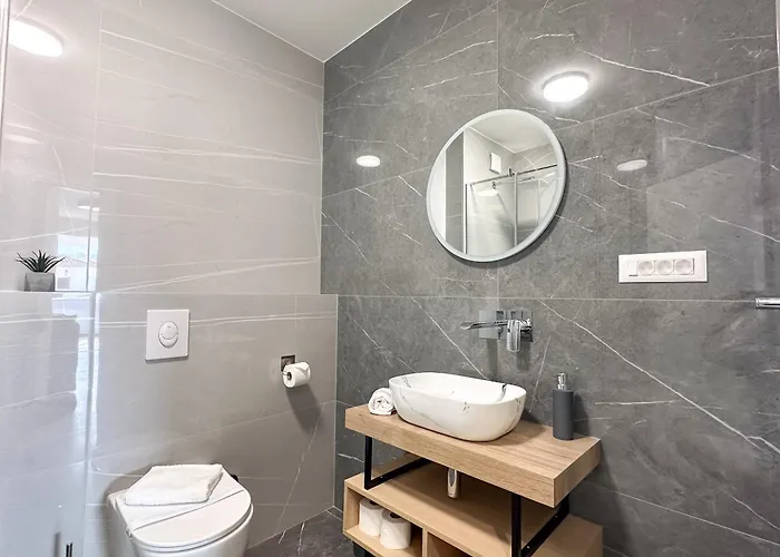 Central Baska Voda Apartments * Baška Voda