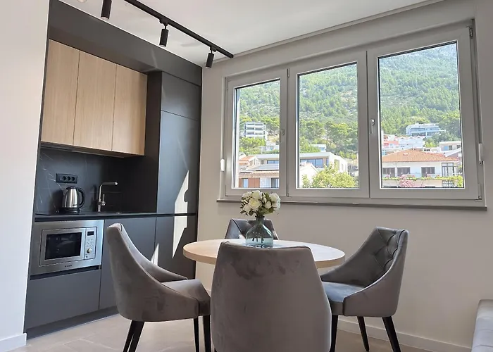 Central Baska Voda Apartments Apartman *