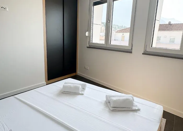 Central Baska Voda Apartments Apartman