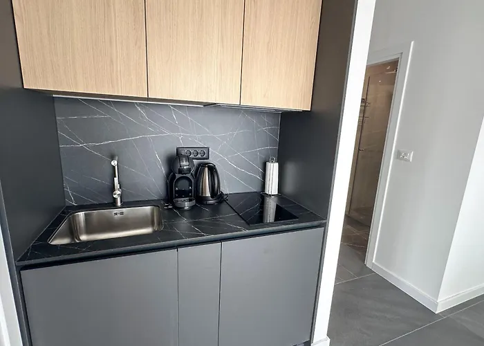 Central Baska Voda Apartments Apartman