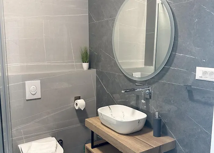 Central Baska Voda Apartments Apartman *
