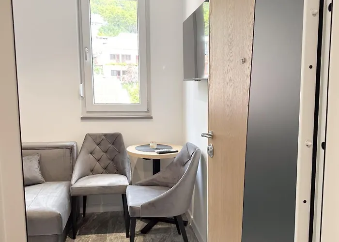 Central Baska Voda Apartments Apartman